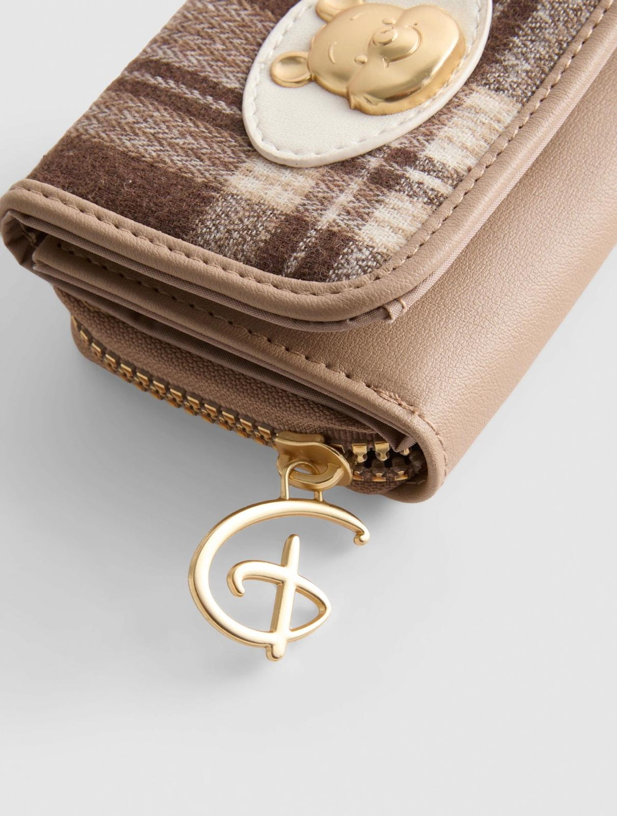 Disneys Winnie the Pooh Check Purse